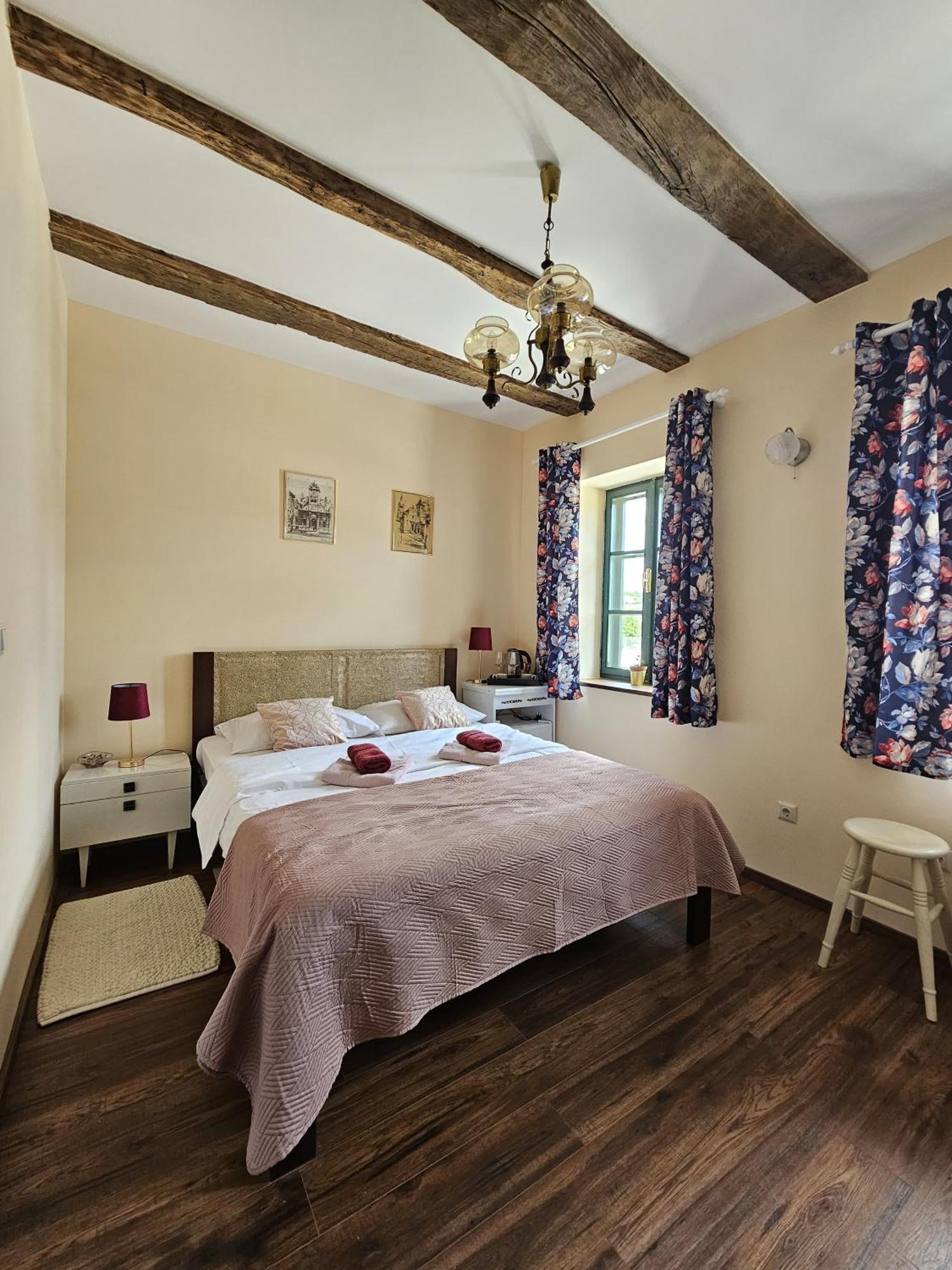 Taverna 1860 Rooms & Apartments Donja Zelina 외부 사진